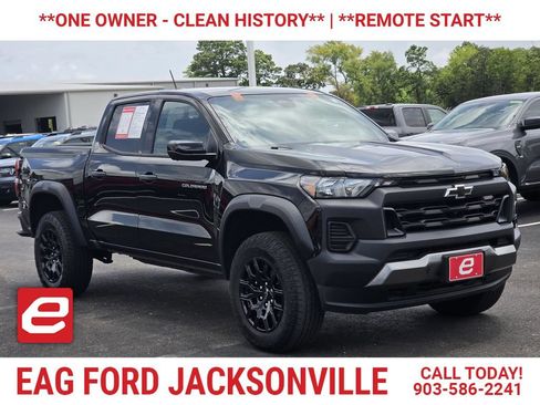 Used 2024 Chevrolet Colorado Trail Boss w/ Technology Package AWD/4WD image 1