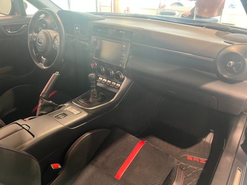 Certified 2023 Subaru BRZ Limited image 15