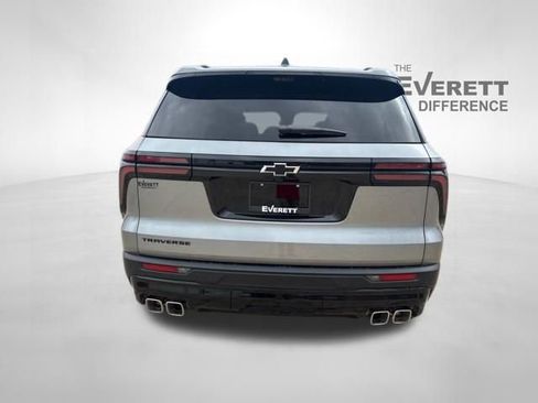 New 2026 Chevrolet Traverse LT w/ Enhanced Driving Package image 6