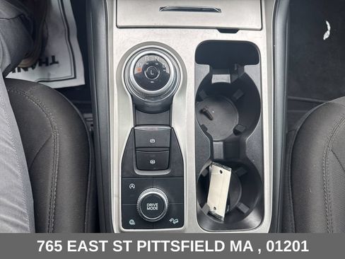 Used 2022 Ford Explorer XLT AWD/4WD image 23