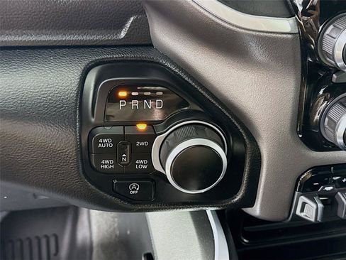 Used 2022 RAM 1500 Big Horn AWD/4WD image 15
