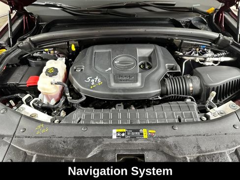 Used 2024 Jeep Grand Cherokee Overland AWD/4WD image 5