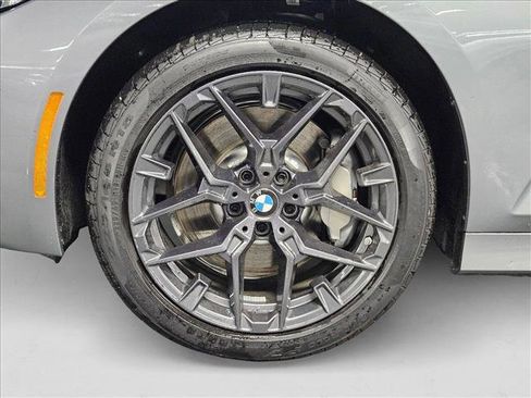 Used 2025 BMW 330i Sedan w/ Convenience Package image 9
