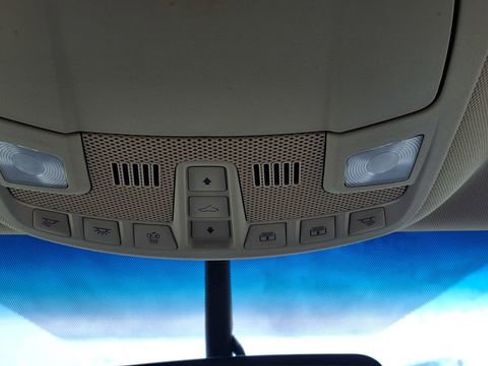 Used 2017 Lincoln MKX Reserve image 23