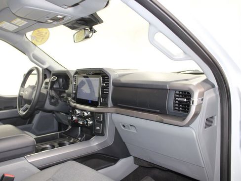 Used 2025 Ford F150 XLT w/ Equipment Group 302A MID image 29