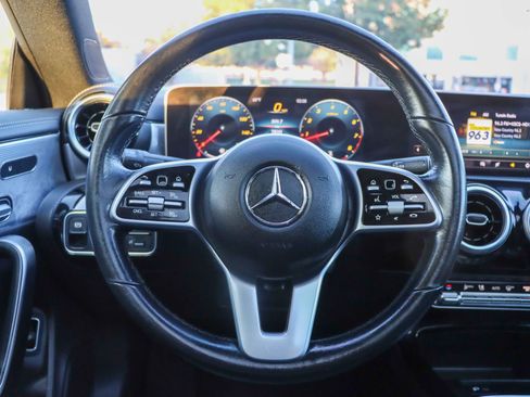 Used 2020 Mercedes-Benz CLA 250 image 27