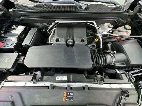 Used 2023 Chevrolet Colorado LT w/ LT Convenience Package II image 24