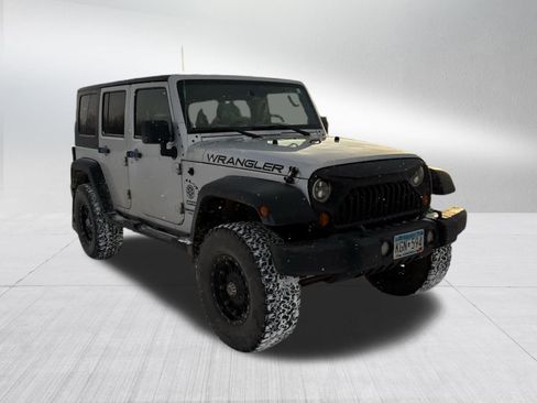 Used 2010 Jeep Wrangler Unlimited Sport image 7
