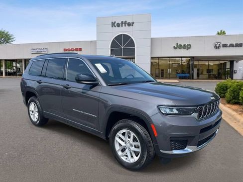 Used 2025 Jeep Grand Cherokee L Laredo w/ Luxury Tech Group I AWD/4WD image 2