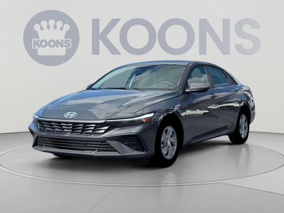 New 2026 Hyundai Elantra SE