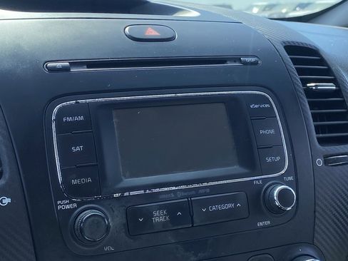 Used 2014 Kia Forte EX image 10