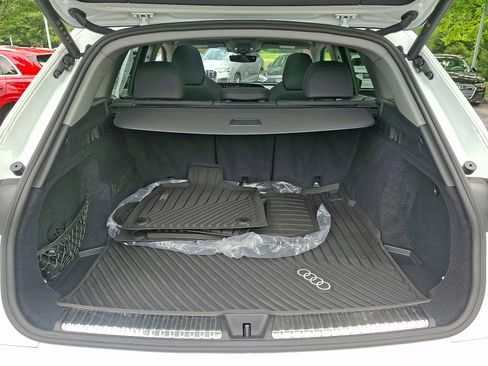Certified 2025 Audi Q5 Premium w/ Premium Plus AWD/4WD image 29