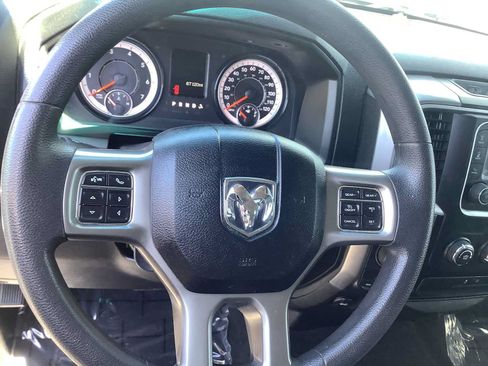 Used 2021 RAM 1500 Classic SLT AWD/4WD image 15