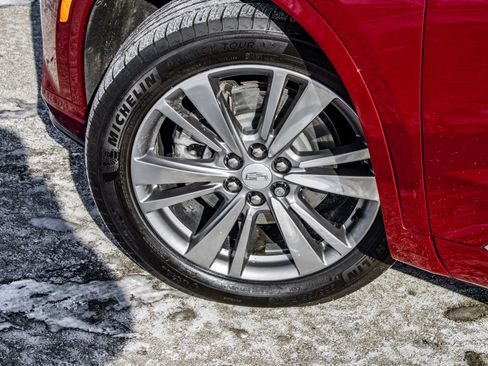 Used 2024 Cadillac XT6 Premium Luxury w/ Platinum Package image 8