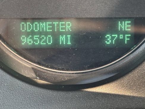 Used 2010 GMC Sierra 1500 SLE image 23