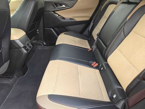 Certified 2025 Chevrolet Equinox ACTIV AWD/4WD image 28