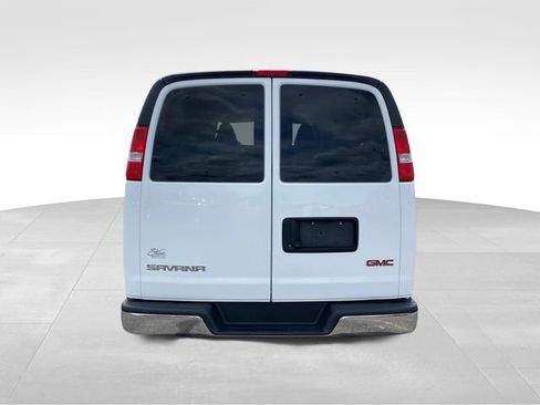 Used 2025 GMC Savana 3500 LT w/ LT Preferred Equipment Group RWD image 5
