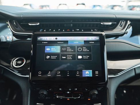 Used 2022 Jeep Grand Cherokee Trailhawk w/ Advanced Protech Group II image 42