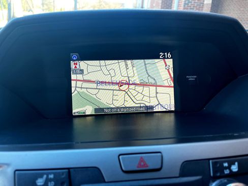 Used 2016 Honda Odyssey Touring image 16