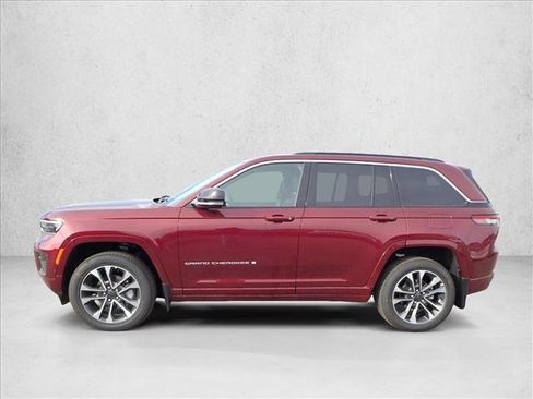 New 2025 Jeep Grand Cherokee Overland w/ Luxury Tech Group IV image 2