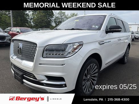 Used 2019 Lincoln Navigator Reserve w/ Cargo Package AWD/4WD image 1