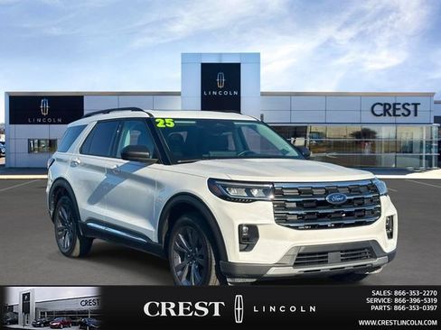 Used 2025 Ford Explorer Active w/ Active Comfort Package AWD/4WD image 1