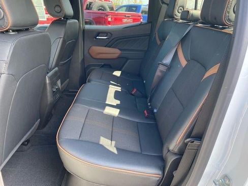 New 2026 GMC Canyon AT4 AWD/4WD image 20