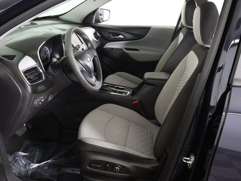 Used 2021 Chevrolet Equinox LS w/ LS Convenience Package image 26