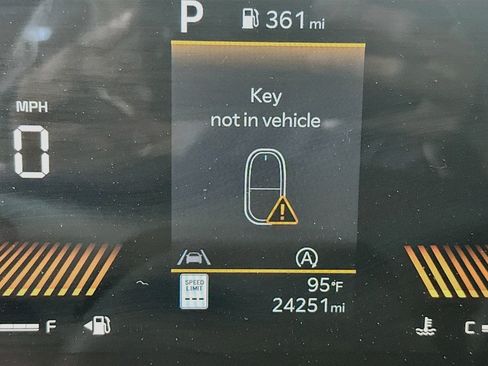 Used 2026 Kia Sportage LX FWD image 18