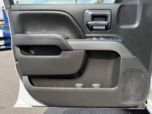 Used 2018 Chevrolet Silverado 1500 LT image 23