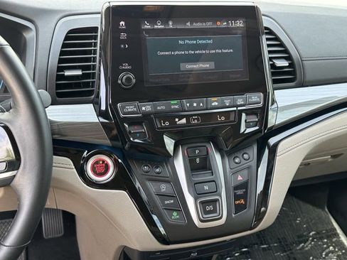 Used 2024 Honda Odyssey Elite image 16
