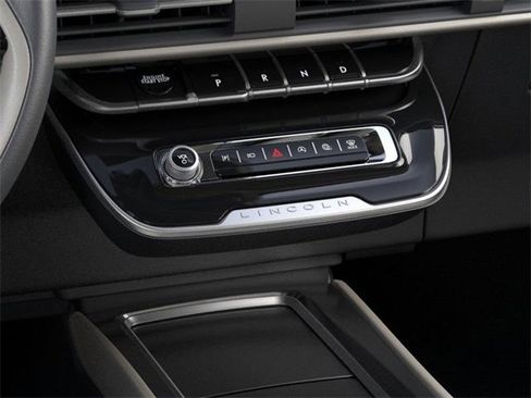 New 2025 Lincoln Corsair FWD image 15