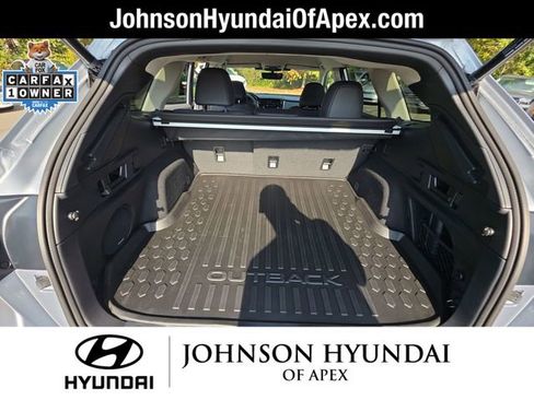 Used 2023 Subaru Outback Limited image 23