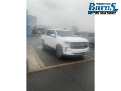 Used 2022 Chevrolet Suburban LT w/ Luxury Package