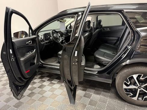 Used 2025 Kia Sportage EX w/ Premium Package AWD/4WD image 13