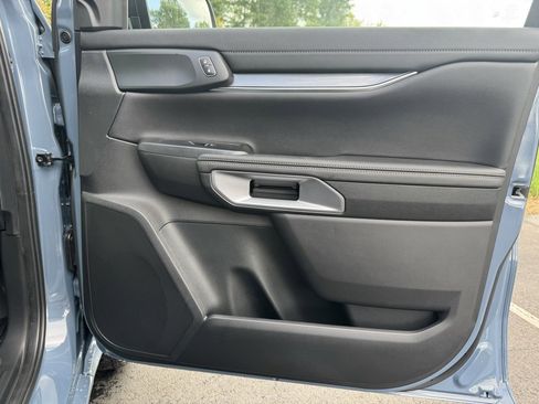 New 2025 Ford Ranger Lariat w/ Trailer Tow Package image 23