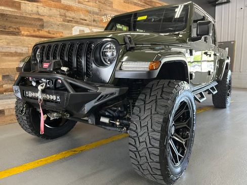 Used 2021 Jeep Gladiator Overland w/ Popular Equipment Package AWD/4WD image 64