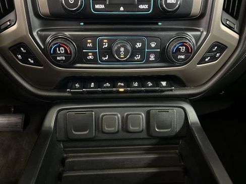 Certified 2017 GMC Sierra 3500 Denali w/ Duramax Plus Package AWD/4WD image 18