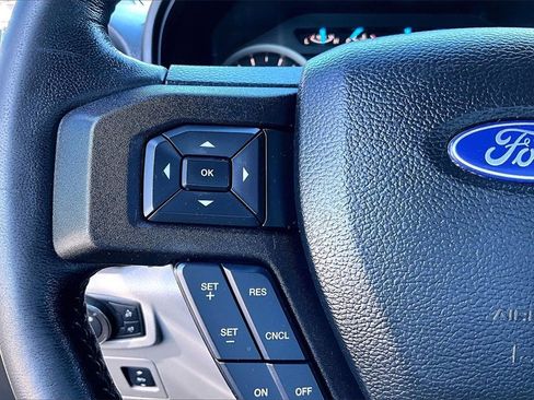 Used 2017 Ford F150 XLT w/ Equipment Group 302A Luxury image 19