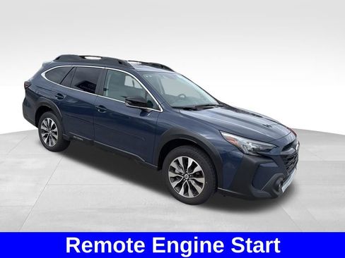 Used 2025 Subaru Outback Limited image 11