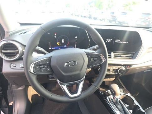 New 2026 Chevrolet Trax ACTIV w/ Driver Confidence Package FWD image 16