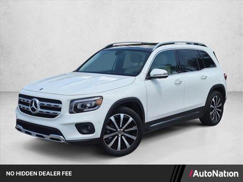 Used 2022 Mercedes-Benz GLB 250 4MATIC image 1