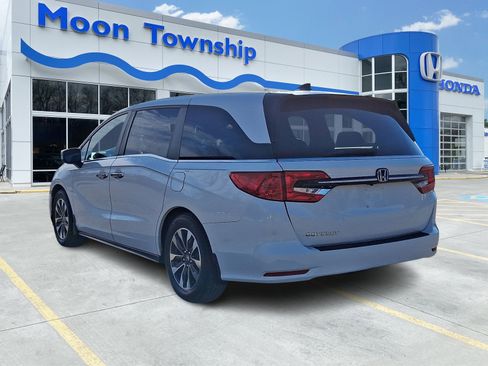Used 2024 Honda Odyssey EX-L image 4