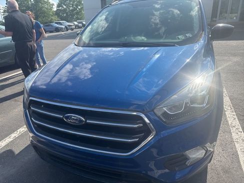 Used 2018 Ford Escape SE w/ SE Sport Appearance Package AWD/4WD image 8