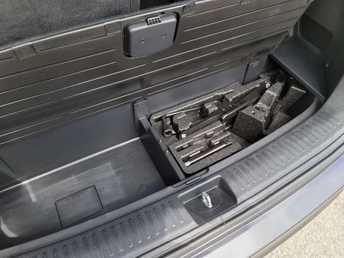 Used 2019 Kia Sorento AWD V6 image 33