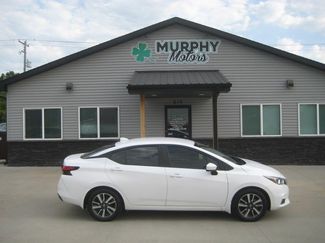Used 2022 Nissan Versa SV image 1
