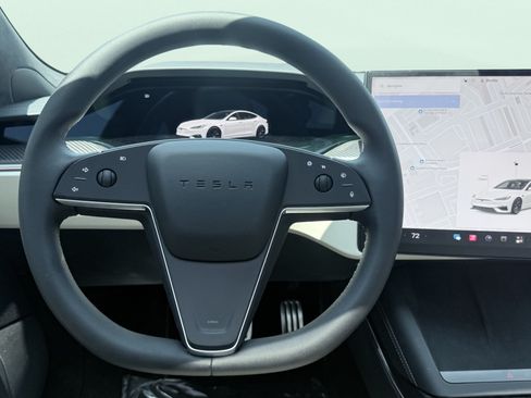 Used 2026 Tesla Model S Plaid AWD/4WD image 63