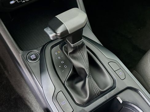 Used 2025 Kia K4 LXS image 24