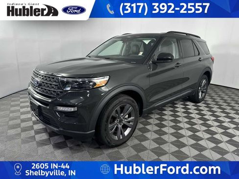 Used 2022 Ford Explorer XLT w/ Equipment Group 202A AWD/4WD image 4