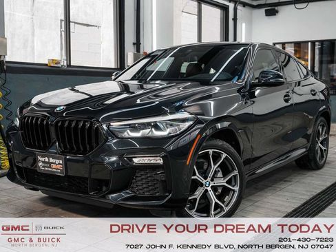 Used 2021 BMW X6 xDrive40i w/ M Sport Package image 1